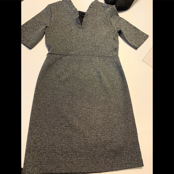 Ann Taylor V-line Scalloped Neck Dress - Picture 6 of 6